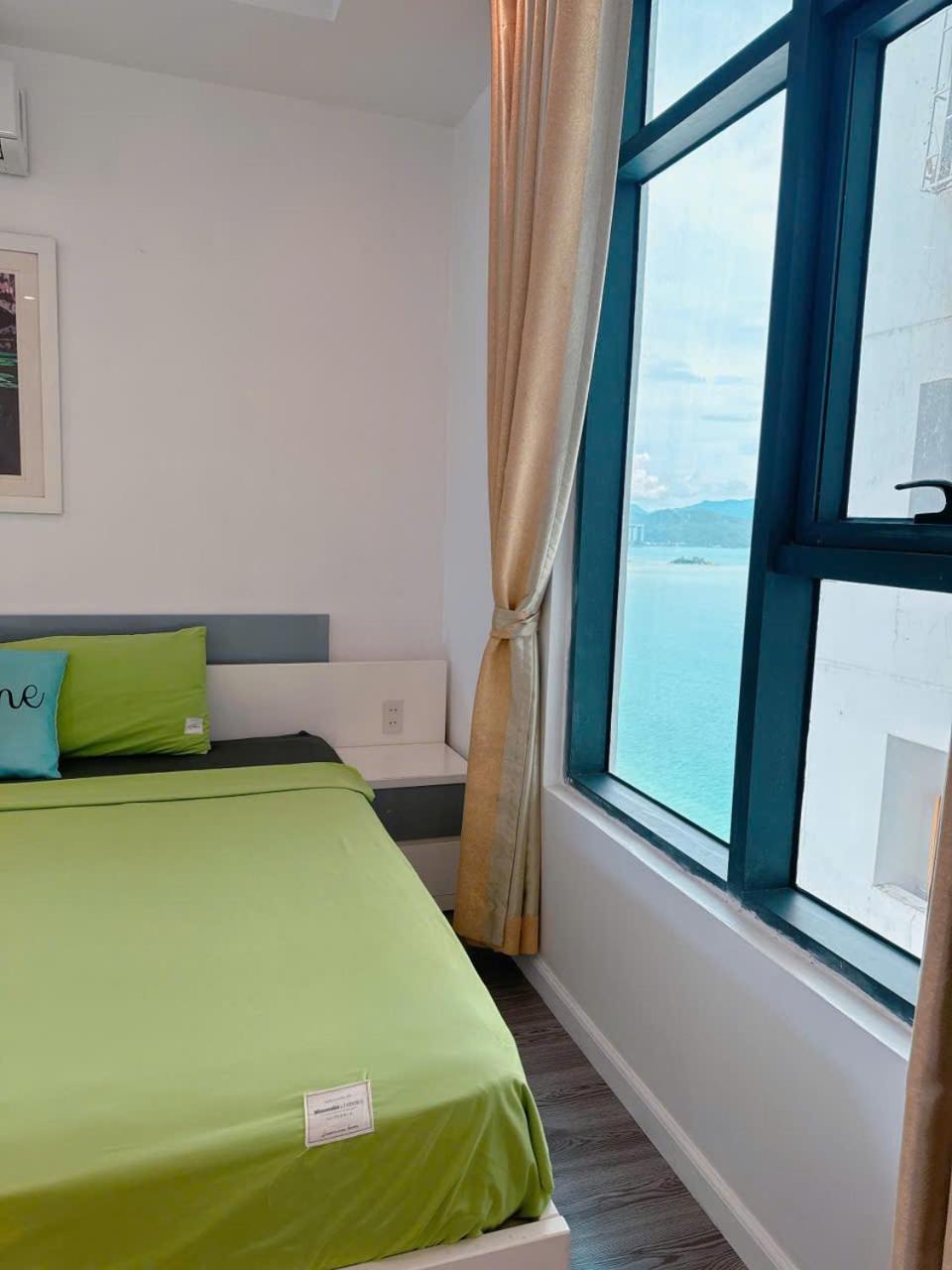 Gold Beach Nha Trang Apartment Екстер'єр фото