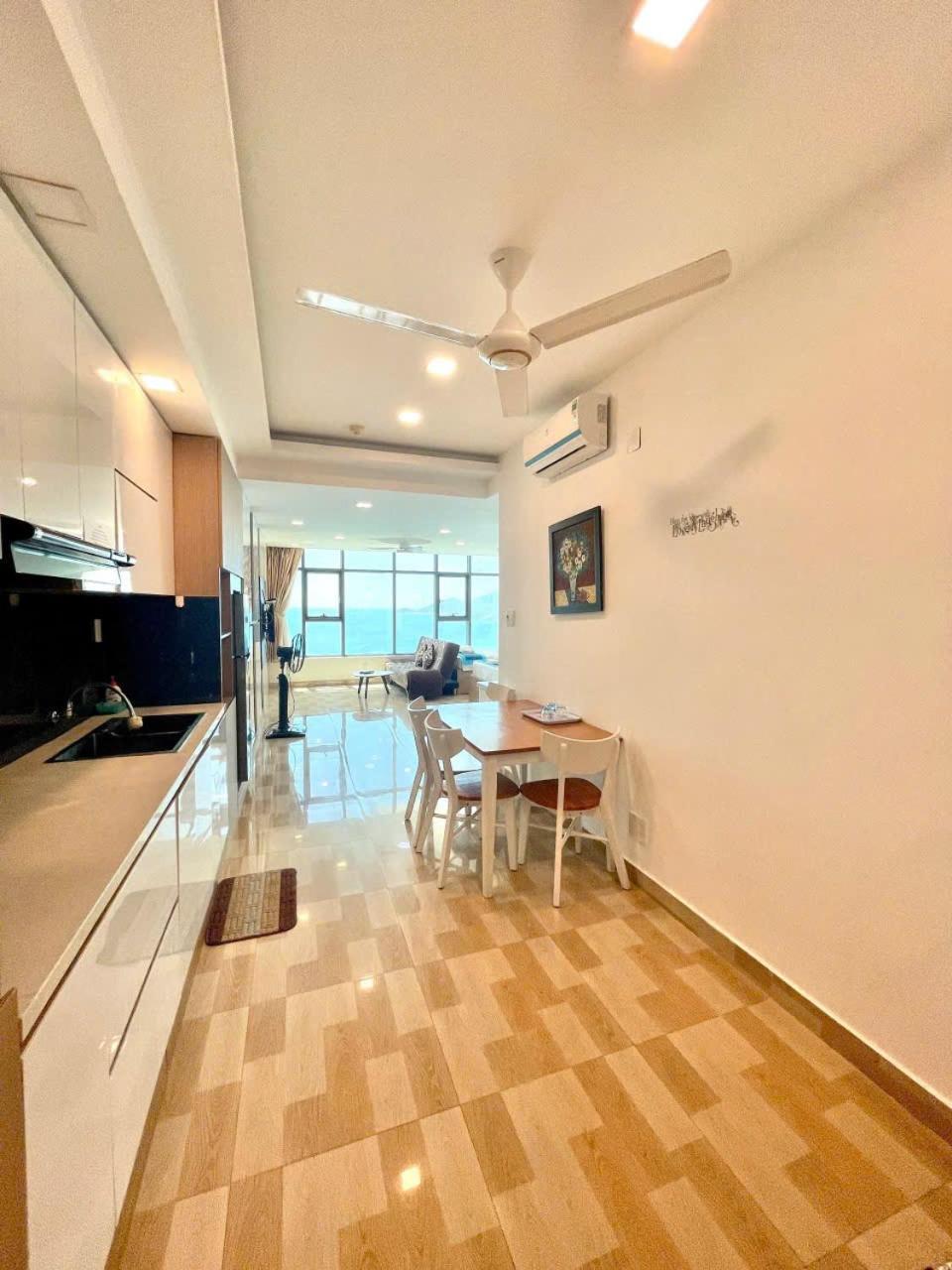 Gold Beach Nha Trang Apartment Екстер'єр фото